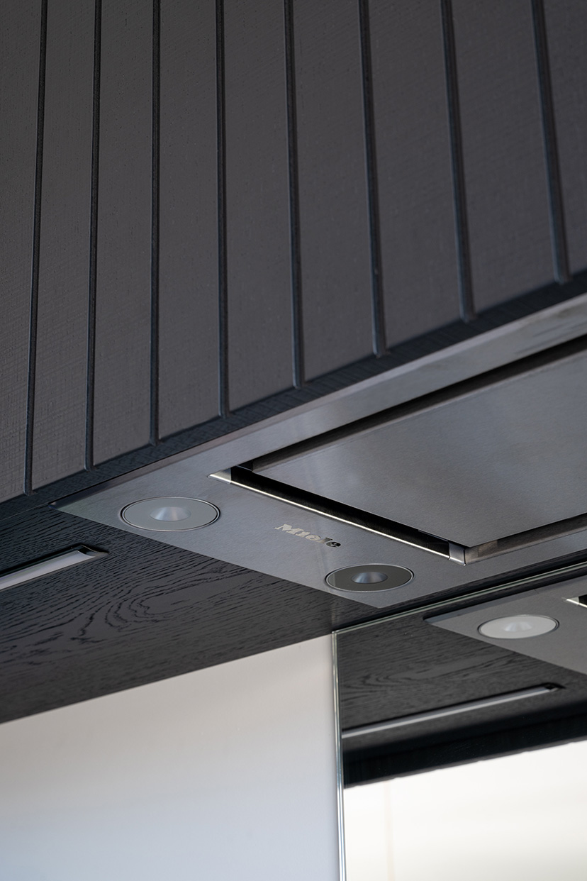 Padstow Contemporary extractor detail