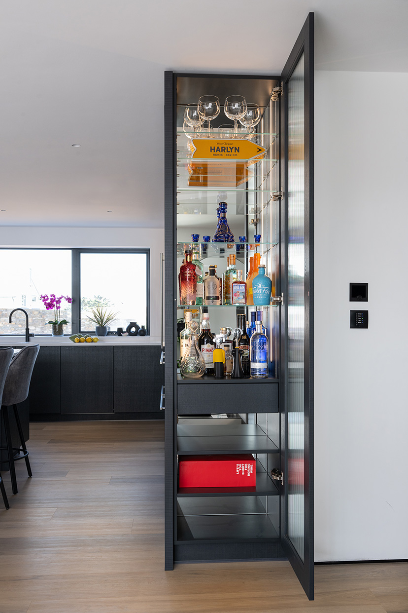 Padstow Contemporary drinks cupboard